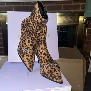 Never worn leopard Madden girls Richie heels! Size 7, from a smoke free home!